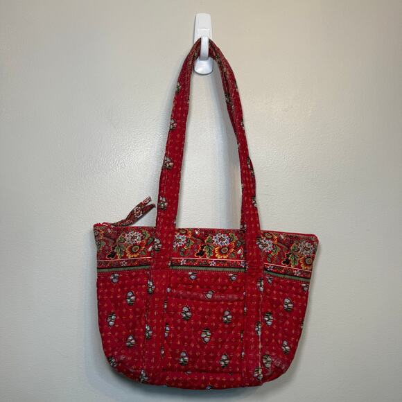 Vera Bradley Provincial Red Floral Print Zip Quilted Shoulder Bag Purse - Picture 1 of 11